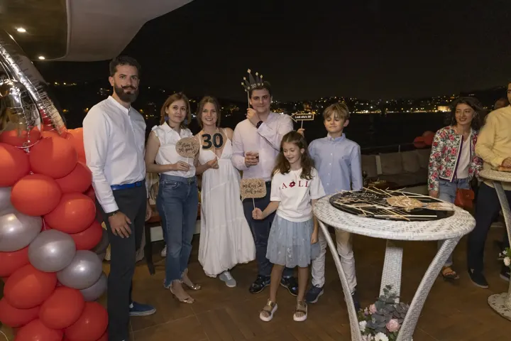 Yatta doğum günü kutlaması, İstanbul Yatçılık – fotoğraf 2
