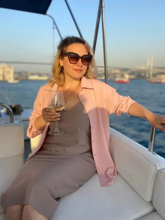 Boğaz'da gün batımı yat turu, İstanbul Yatçılık – fotoğraf 1