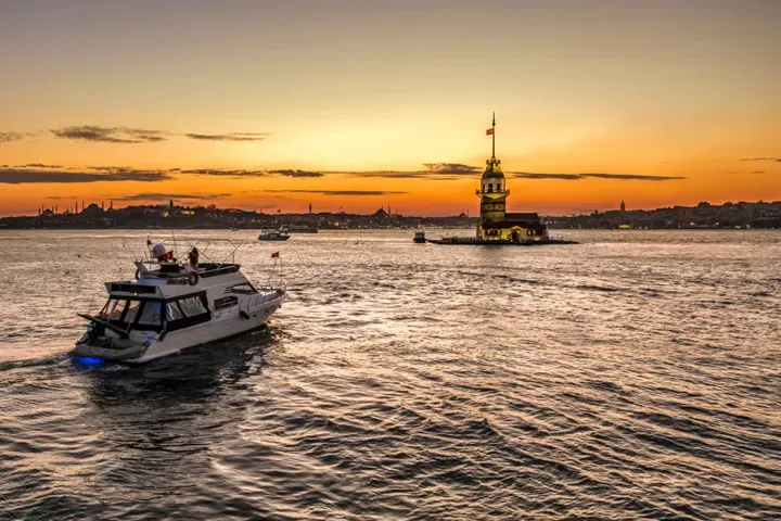 Boğaz'da gün batımı yat turu, İstanbul Yatçılık – fotoğraf 7