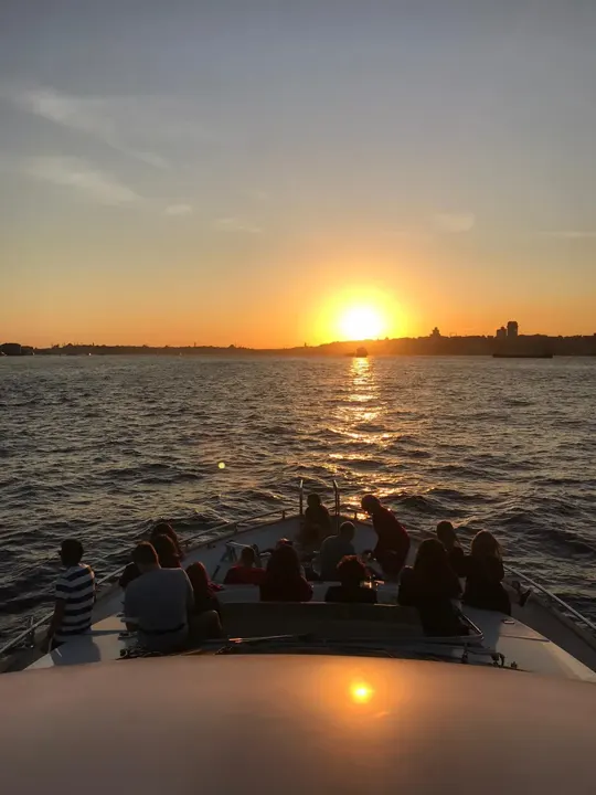 Boğaz'da gün batımı yat turu, İstanbul Yatçılık – fotoğraf 19
