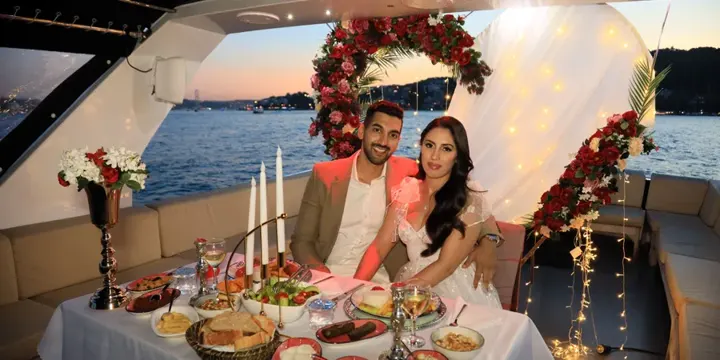 Yatta romantik akşam ve sevgililer günü, İstanbul Yatçılık – fotoğraf 6
